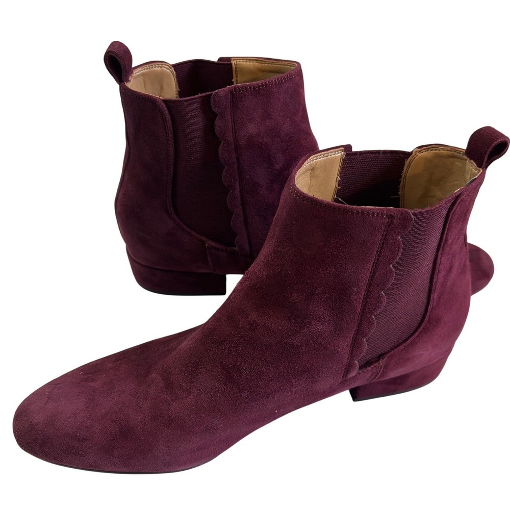 Banana Republic Burgundy Suede Scallop Chelsea 9 Ankle Boots Dark Academia P